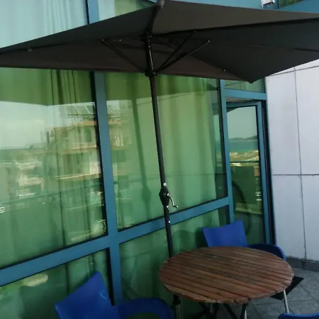 Apartment In Del Sol